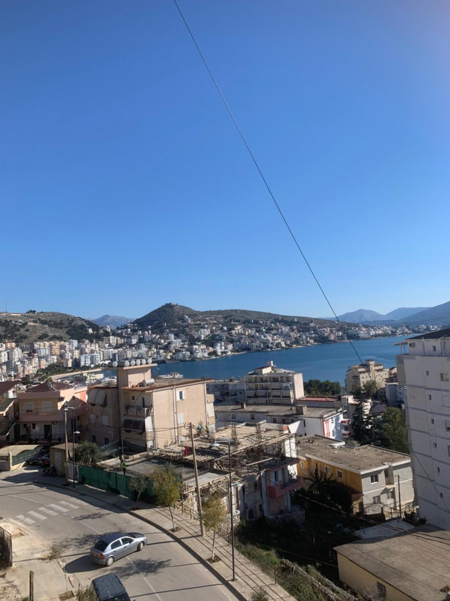 Guest - Sea Breeze Apartments Саранде Екстериор снимка