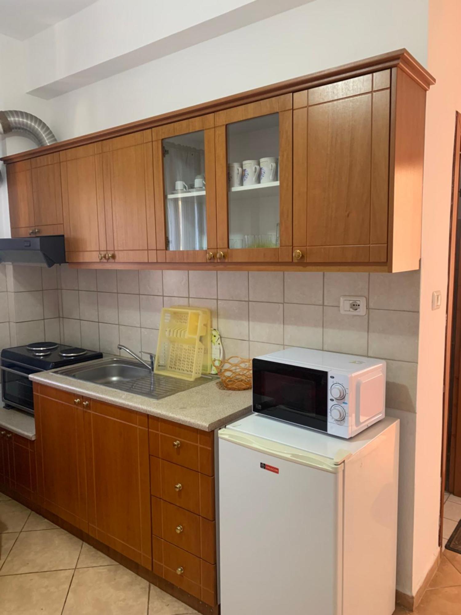 Guest - Sea Breeze Apartments Саранде Екстериор снимка